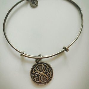 Celtic knot Alex and Ani bangle.
